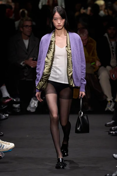 Look 33